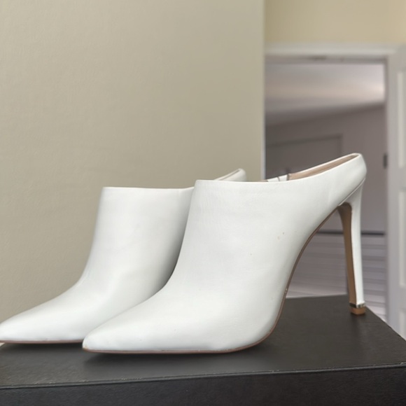 White mules (New in Box) - Picture 1 of 17